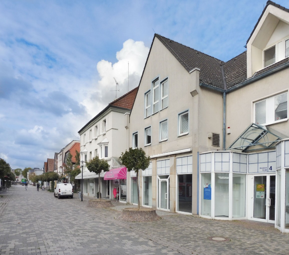 Großzügiges Ladenlokal in frequentierter Lage von Arnsberg-Neheim zu vermieten
