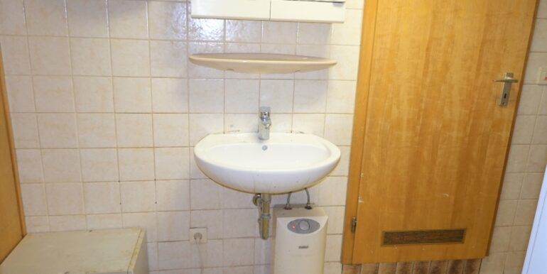 WC- Anlage mit Vorraum inkl. Abstellfäche