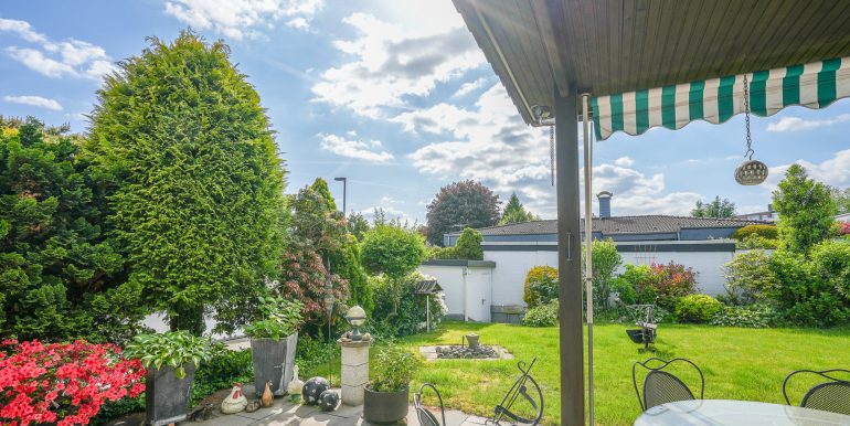 Überdachte Terrasse