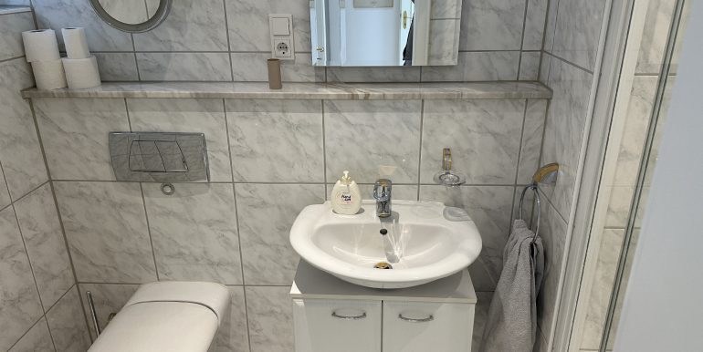 Gäste-Dusch-WC