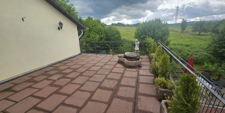 Balkon EG
