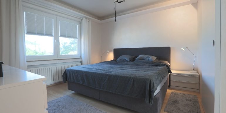 Elternschlafzimmer DG