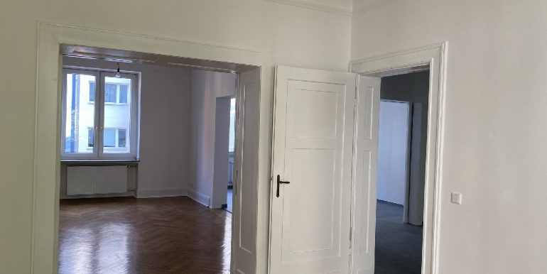 Blick Wohnraum und Diele