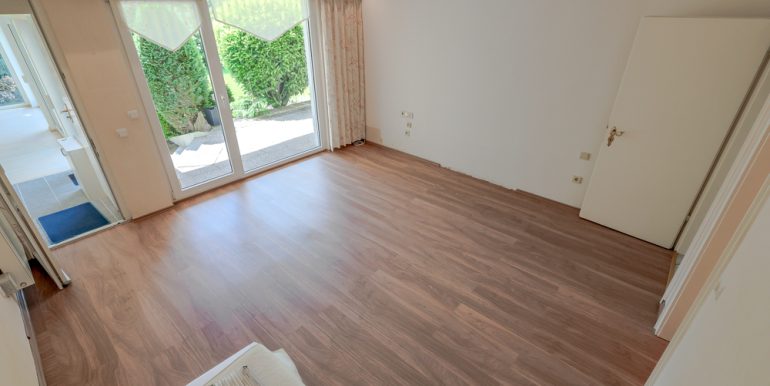 Zimmer 2 EG