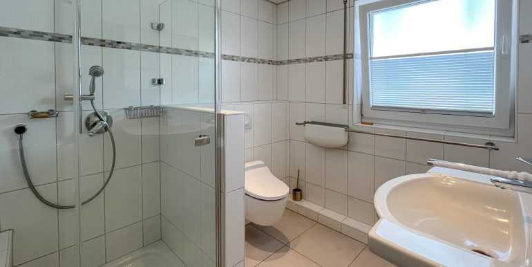 Badezimmer 1