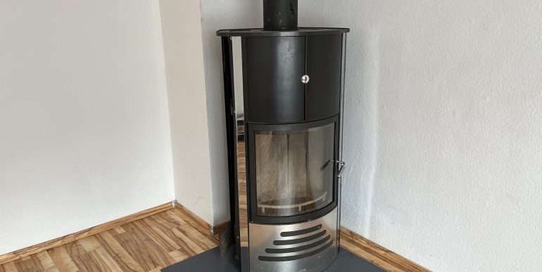 Kamin EG