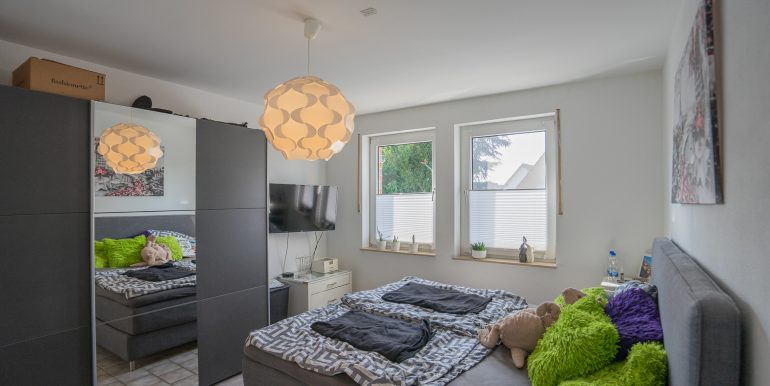 Schlafzimmer OG