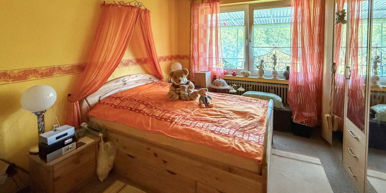 EG Mietwohnung Schlafzimmer