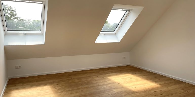 Schlafzimmer Spitzboden 2