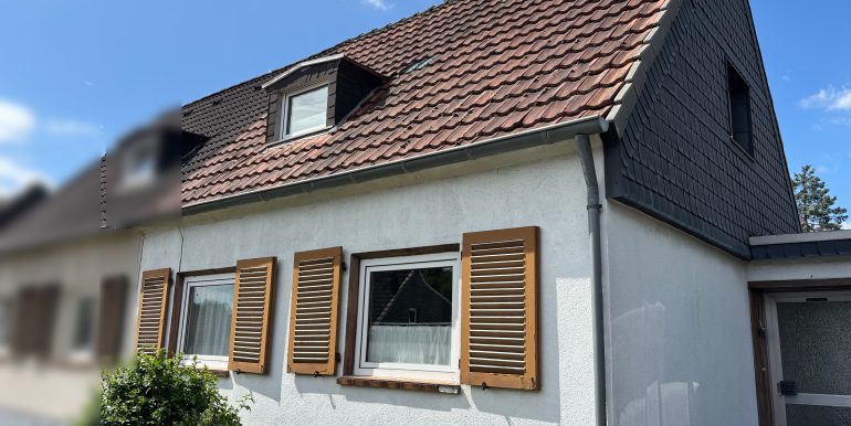 Straßenansicht