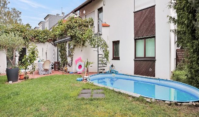 Poolansicht