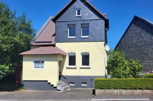 Straßenansicht