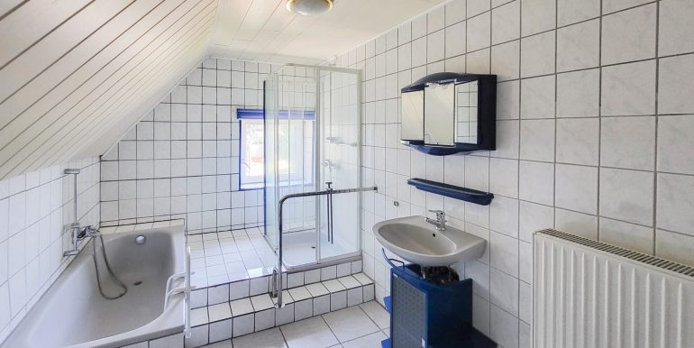 Tageslichtbad OG