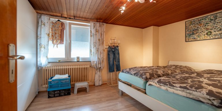 Schlafzimmer 52