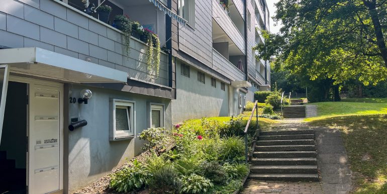 Hauseingang zu Wohnung