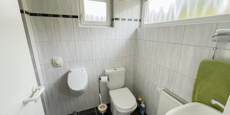 Gäste-WC EG