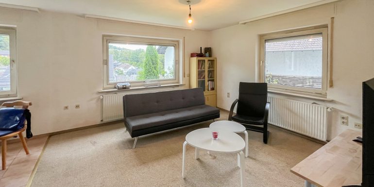 Wohnzimmer KG