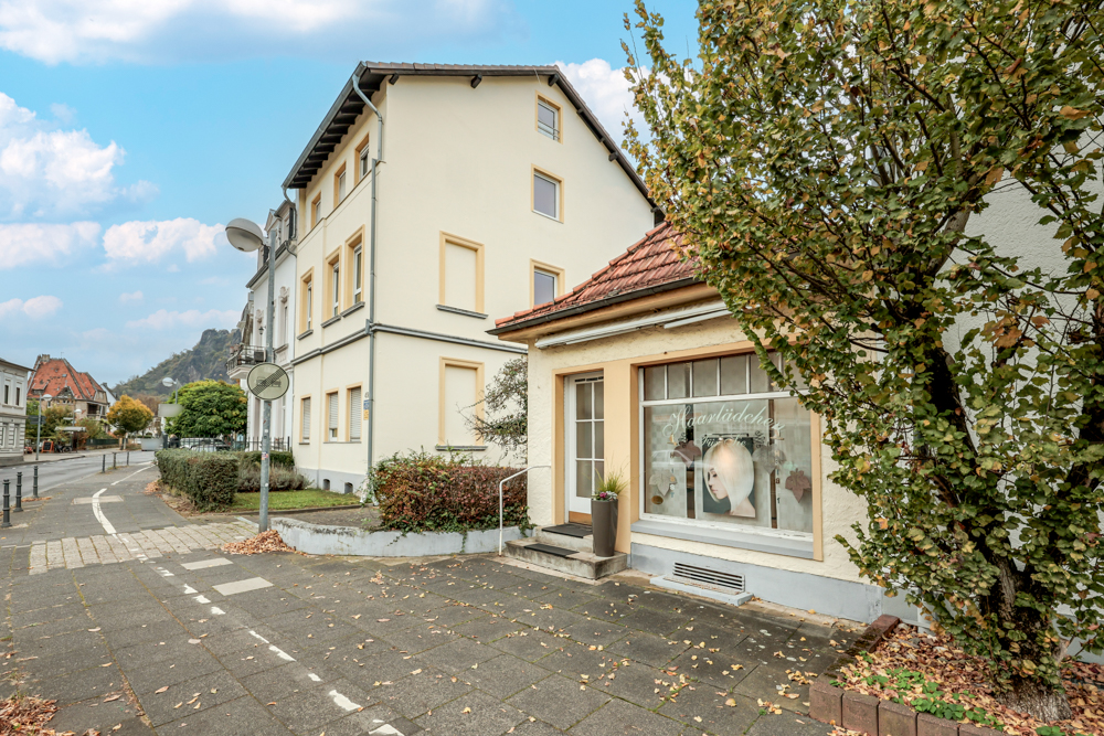 *Provisionsfrei* Rhöndorf: Gebäude-Ensemble mit vielen Möglichkeiten *provisionsfrei*