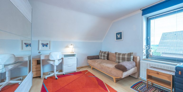 Zimmer 1 OG