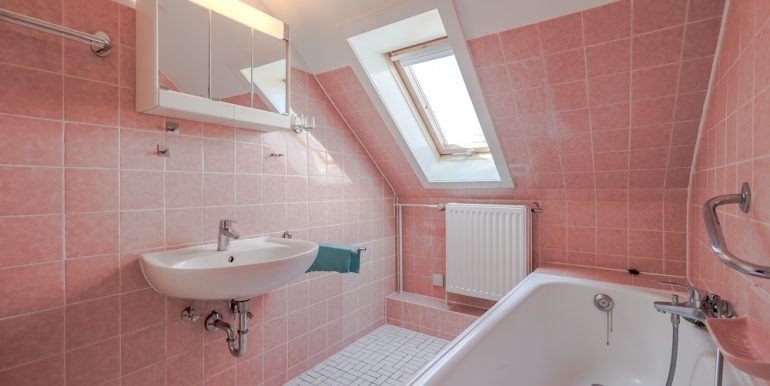 Badezimmer DG