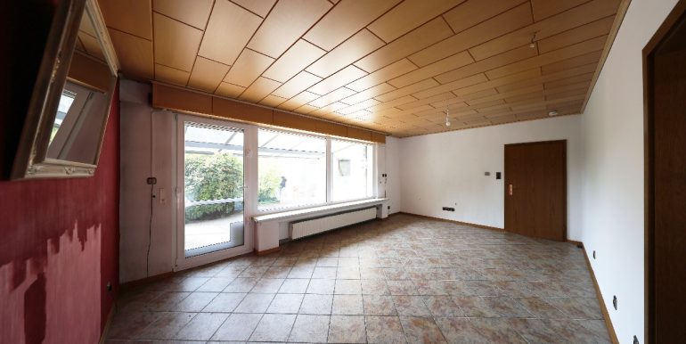 Wohnzimmer mit Terrassenzugang