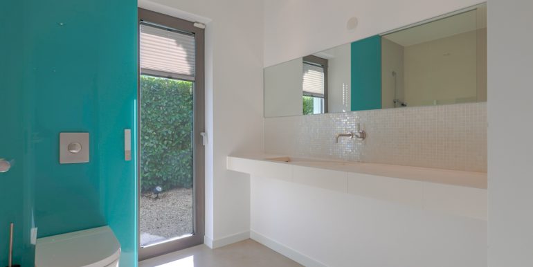 Badezimmer EG