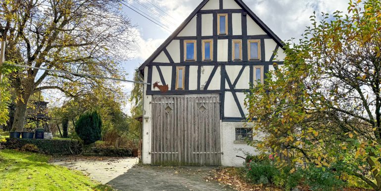 Zufahrt zum Grundstück