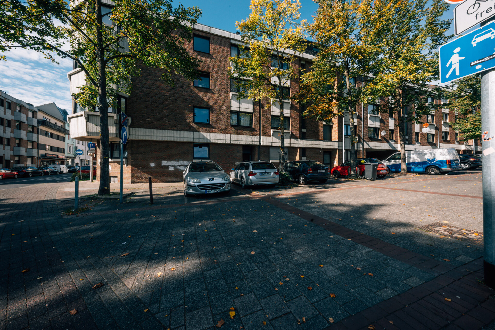 Zentrumsnah, werthaltig & zukunftssicher! Schönes 8 Parteienhaus als Kapitalanlage