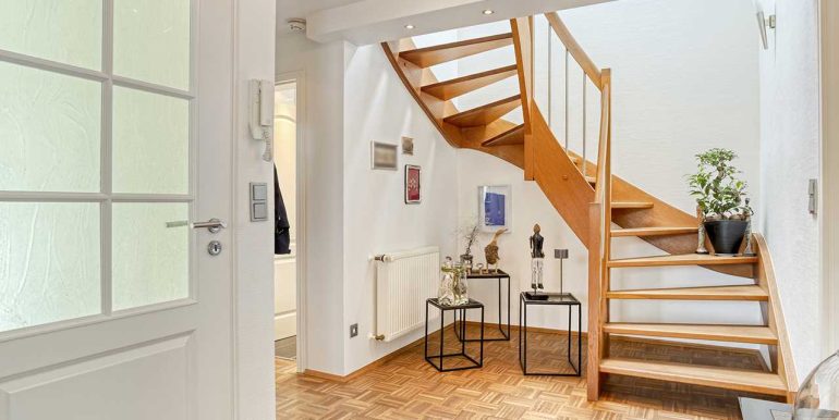 Eingangsbereich/Treppe