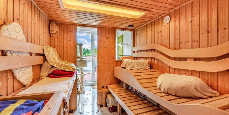 Sauna/ Zimmer
