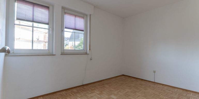 Kinder-/ Arbeitszimmer