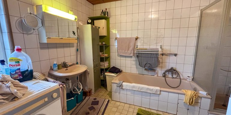 Badezimmer EG