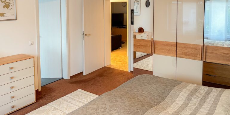 Schlafzimmer 1 mit Klima EG