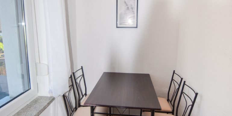 OG: Küche/Essbereich