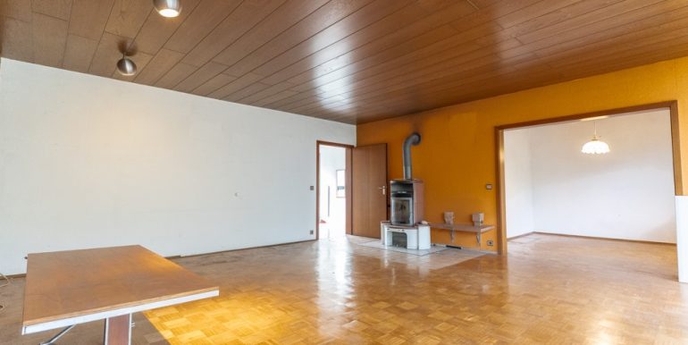 Ca. 34 m² großer Wohnbereich mit Kaminofen