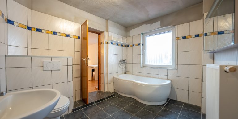 Badezimmer 1 OG