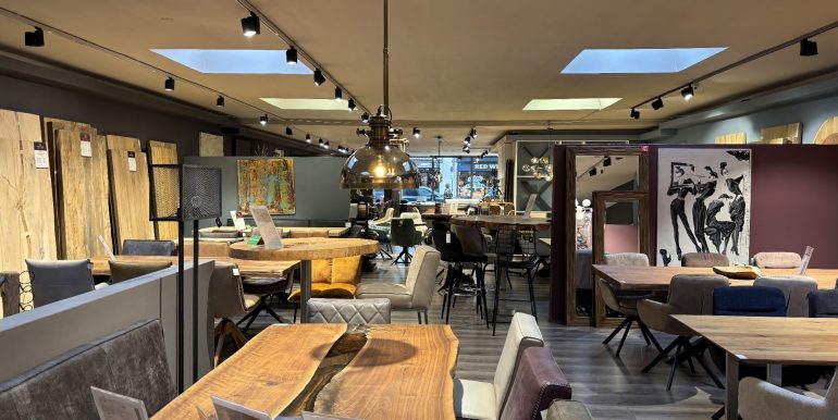 Blick von hinten nach vorne