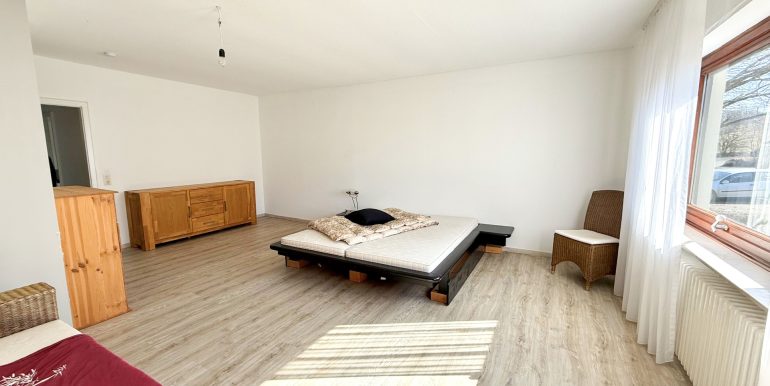 OG Großes Schlafzimmer