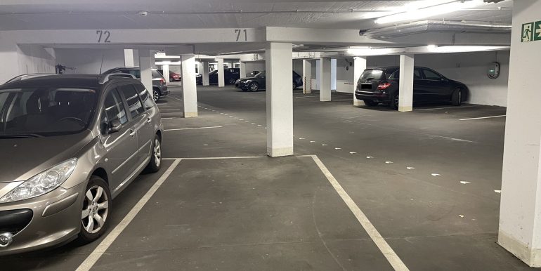 Tiefgaragenstellpatz