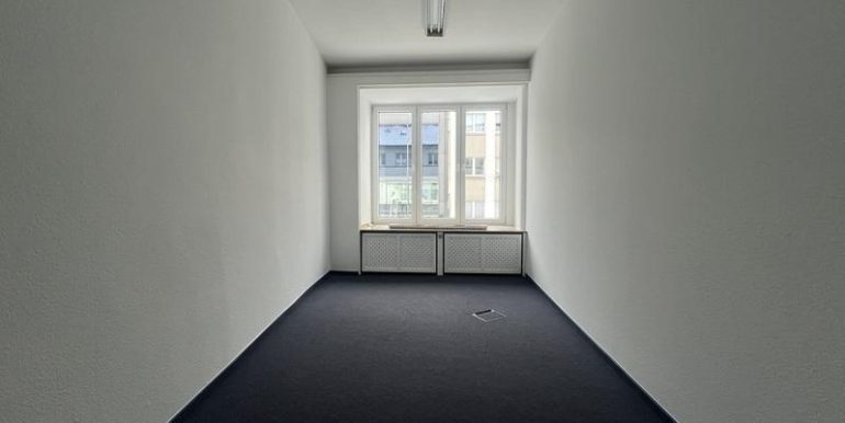 Büro 1