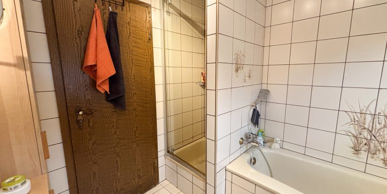 Badezimmer EG