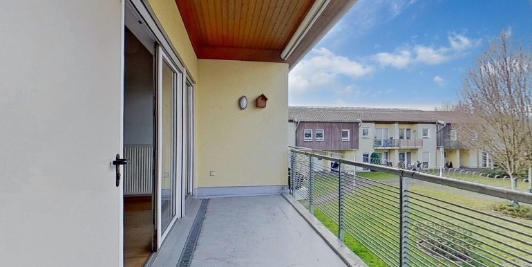 zur ruhigen Gartenseite