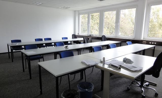 Büro / Schulungsraum