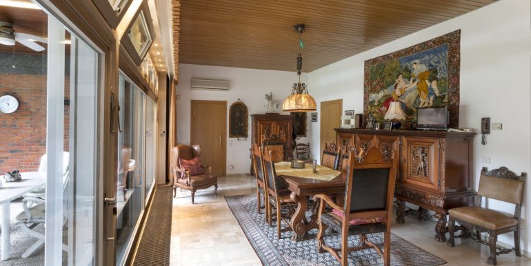 Möglicher zentraler Empfangsbereich im EG