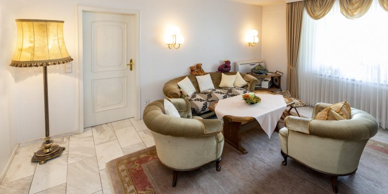 Büro vor dem Besprechungsraum