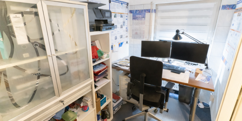 Arbeitszimmer Im KG