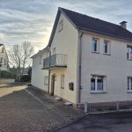 Vorne wohnen, hinten bauen