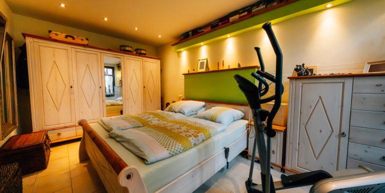 Schlafzimmer EG rechts