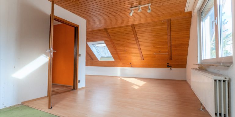 Schlafzimmer II im DG