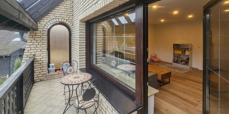 Balkon EG